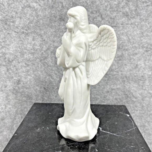 Partylite Angel, taper candle holder, playing the mandolin lute - Picture 2 of 6